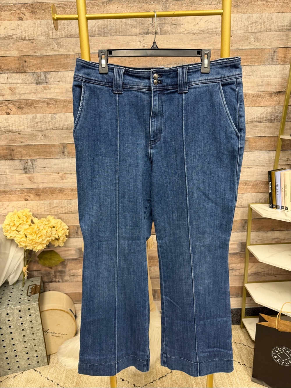 Talbot’s Flare Leg Jeans w/ Lines Down Front 14